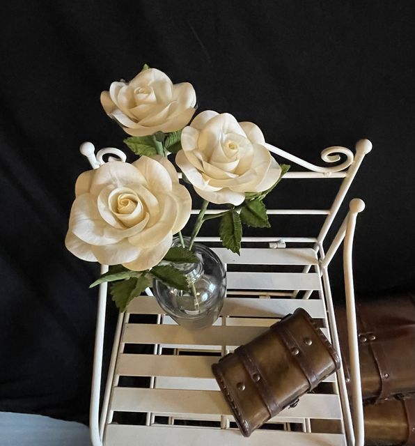 Rose til konfirmander eller studenter /hvid (stor)